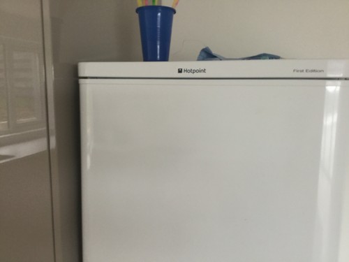 Hotpoint fridge freezer - hotpoint,